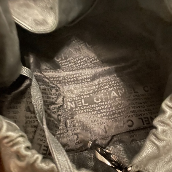 Coco Cabas XL Caviar Leather Tote - Picture 3 of 4